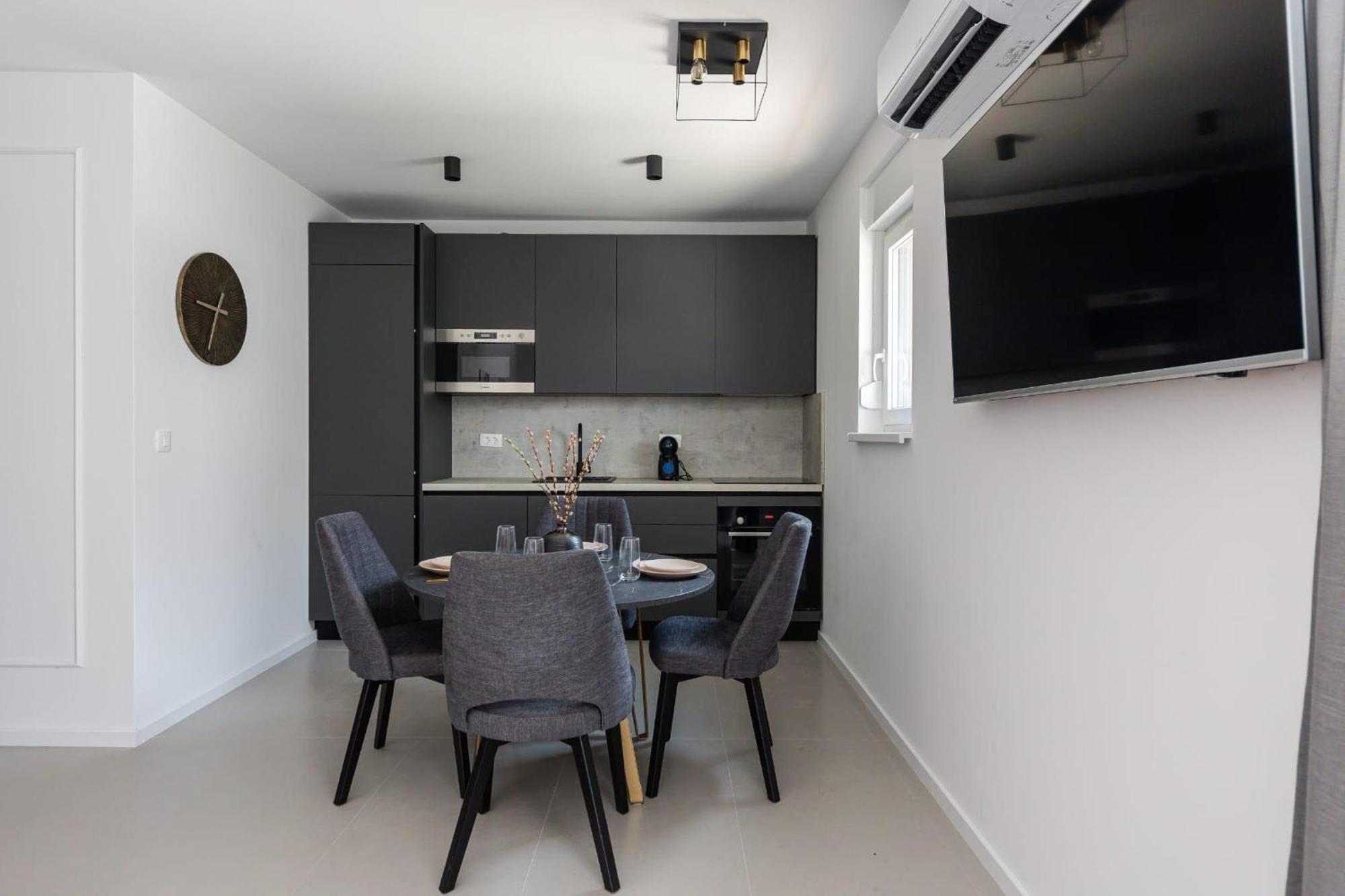 Apartments Antico 特罗吉尔 外观 照片